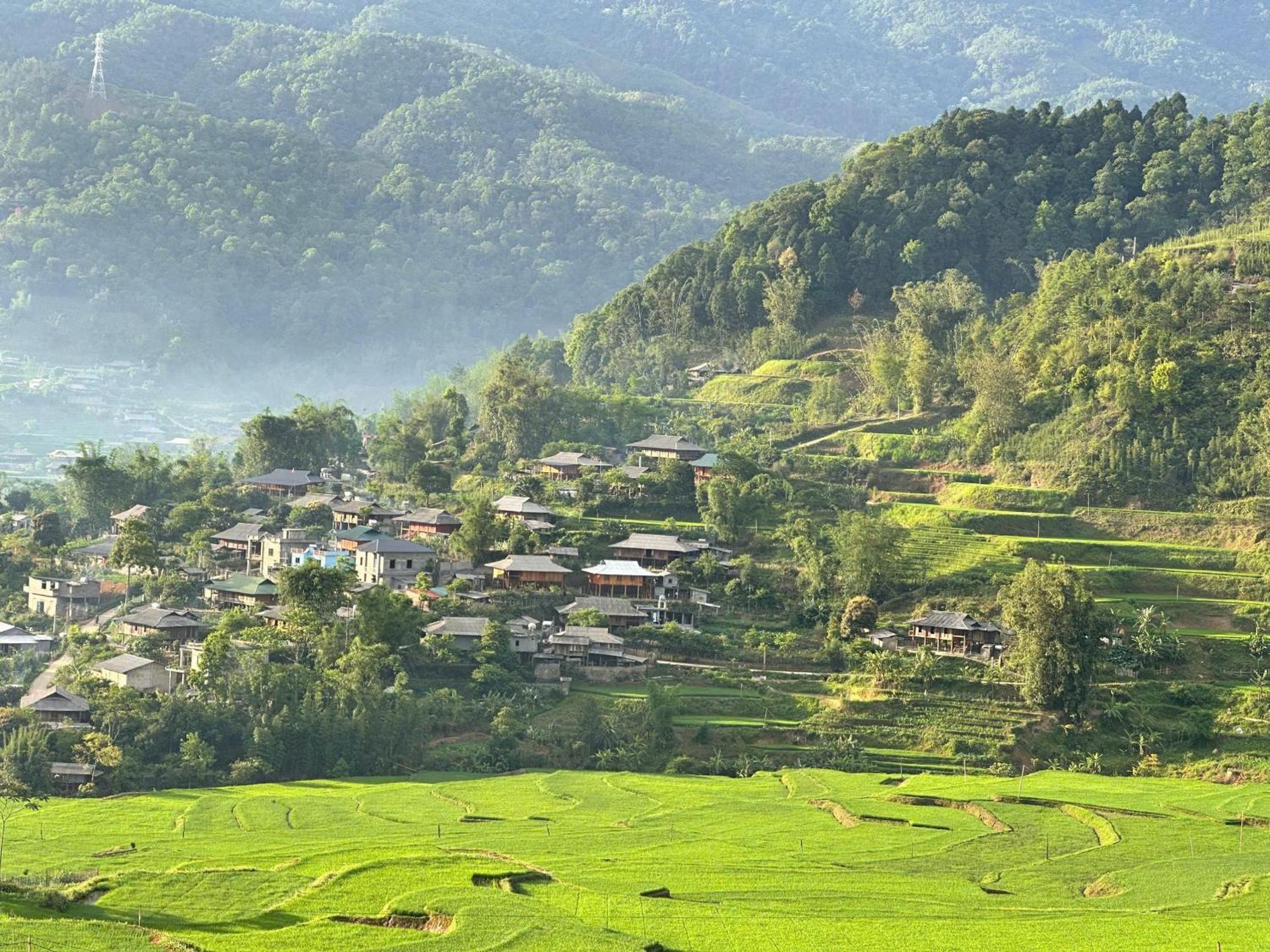 Zoni Home Tram Tau Cham Ta Lao Exterior foto